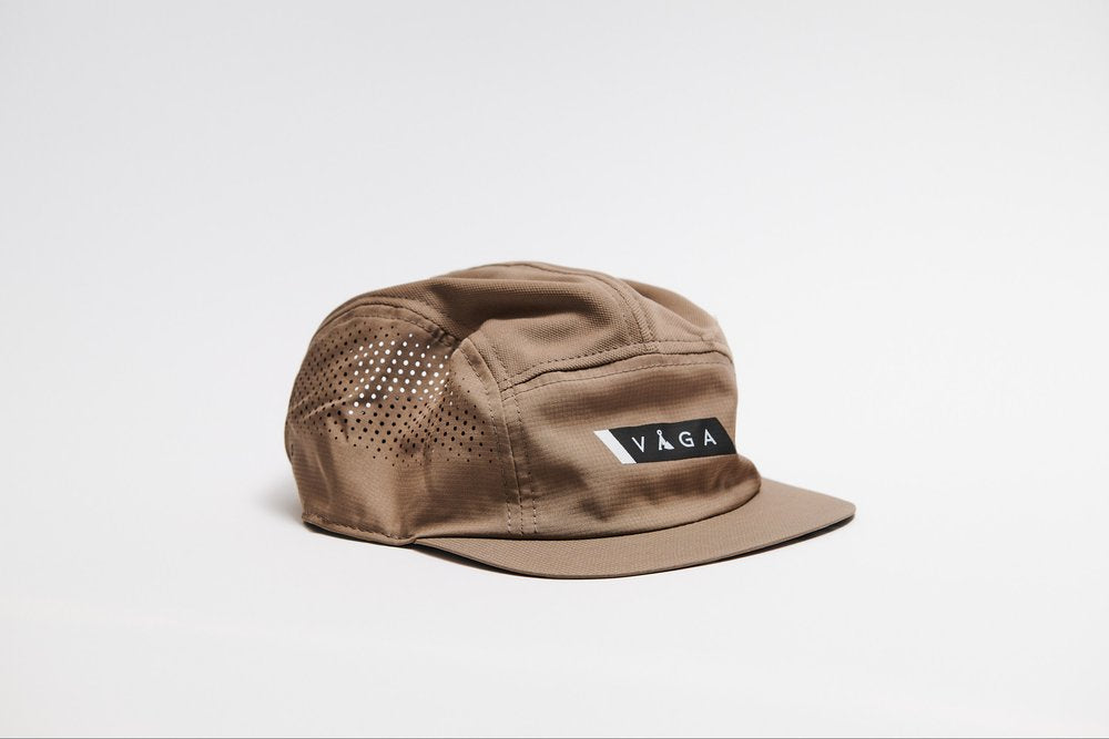 Vaga Running Feather Racing Cap